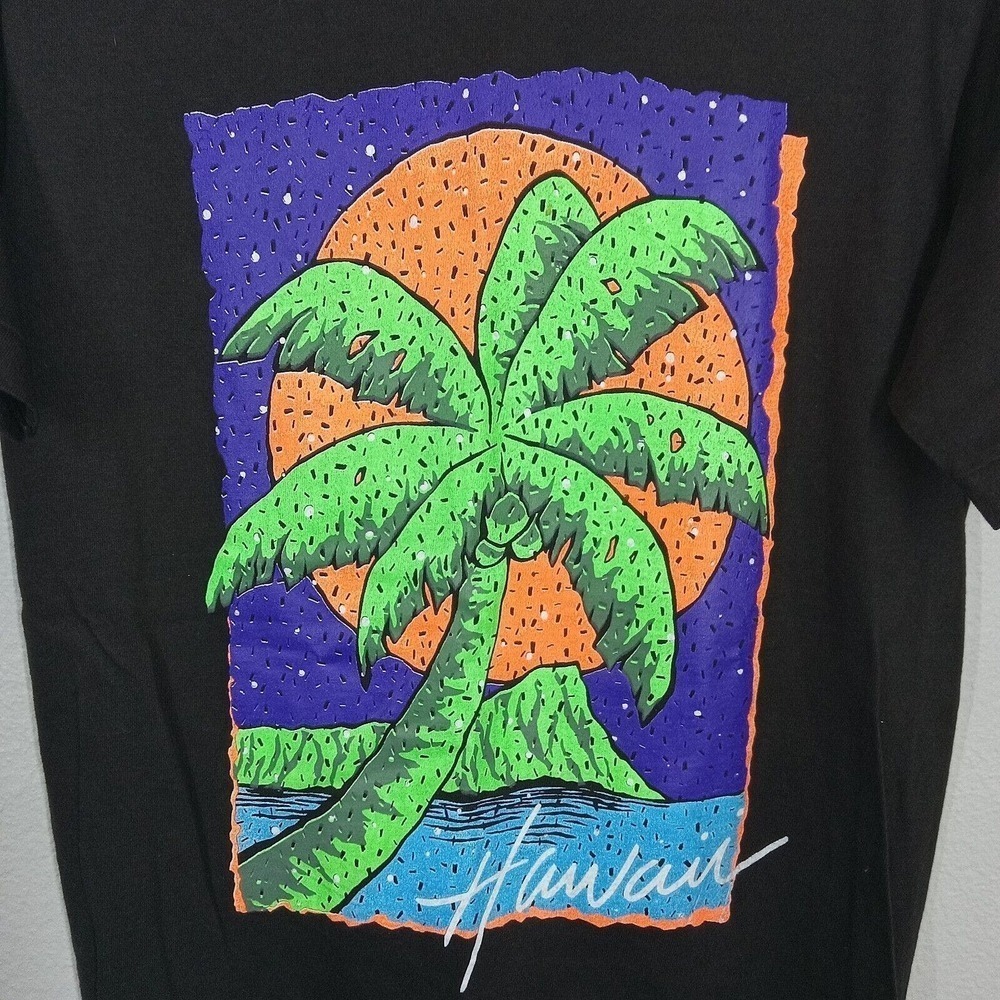 Hawaii Vintage Hanes Beefy-T Graphic T-Shirt Palm Tree USA Small